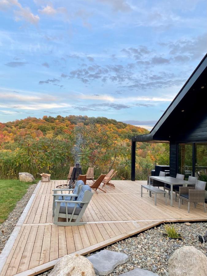 Beatnik Hotel Bromont Esterno foto