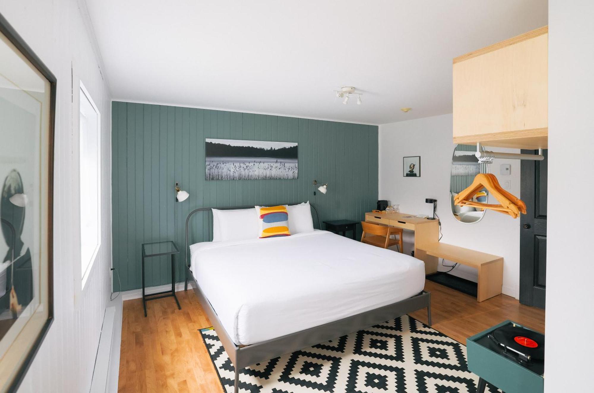 Beatnik Hotel Bromont Esterno foto