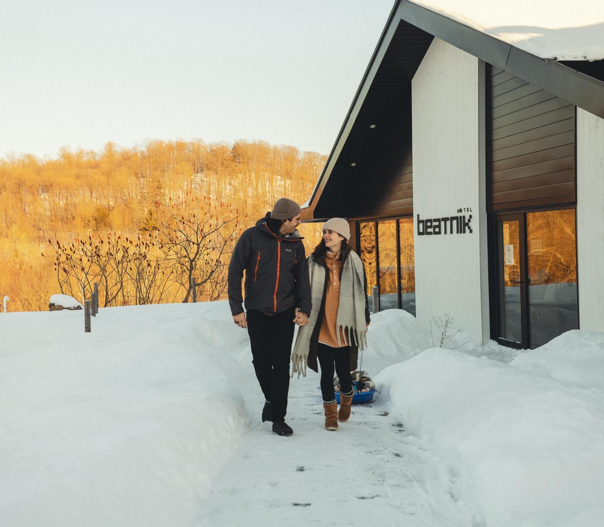 Beatnik Hotel Bromont Esterno foto