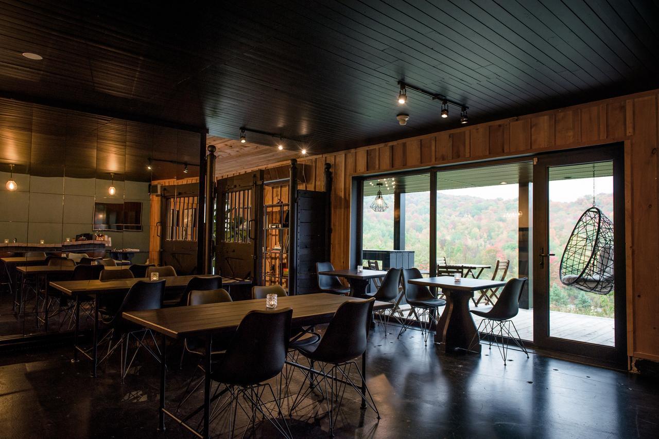 Beatnik Hotel Bromont Esterno foto