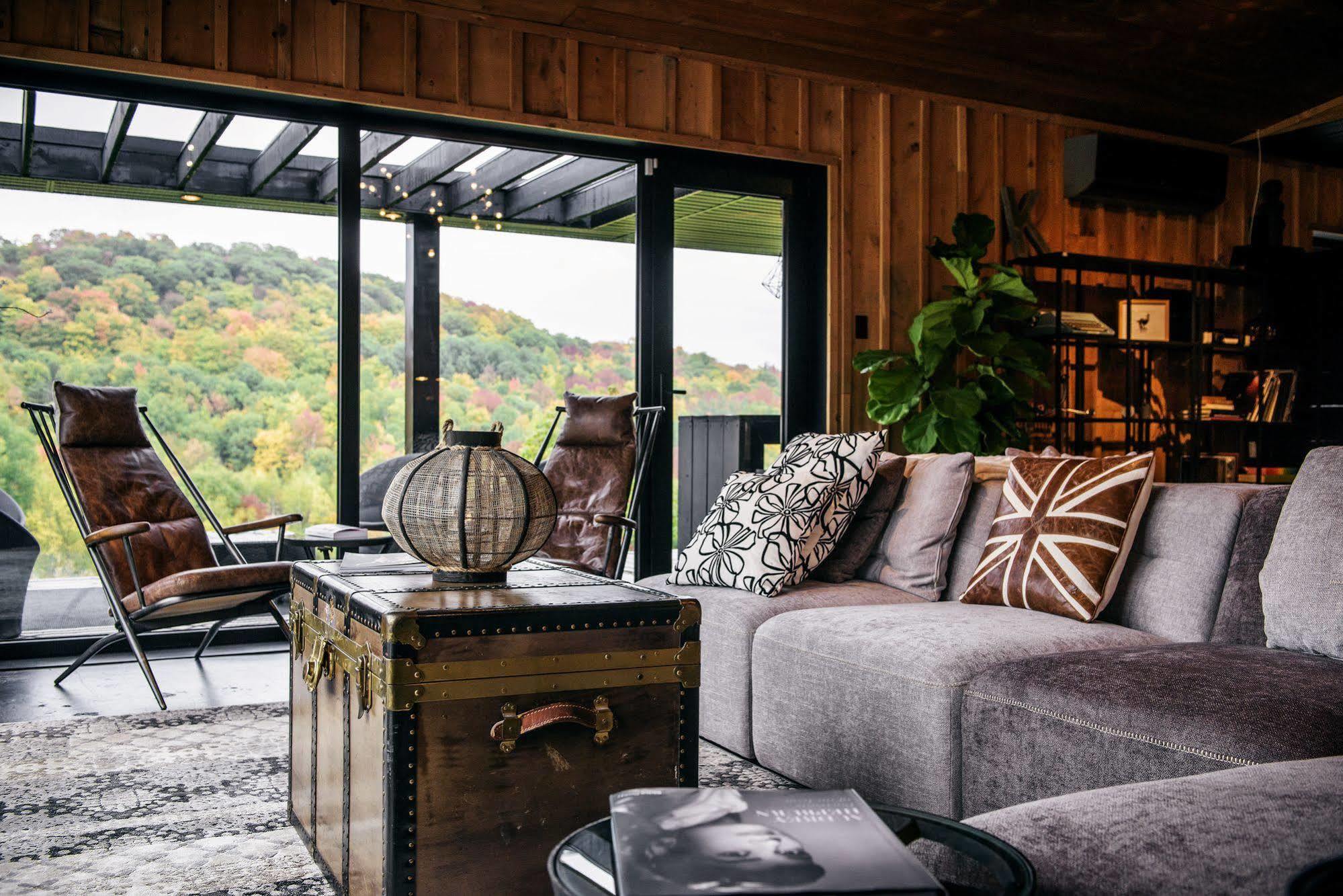 Beatnik Hotel Bromont Esterno foto