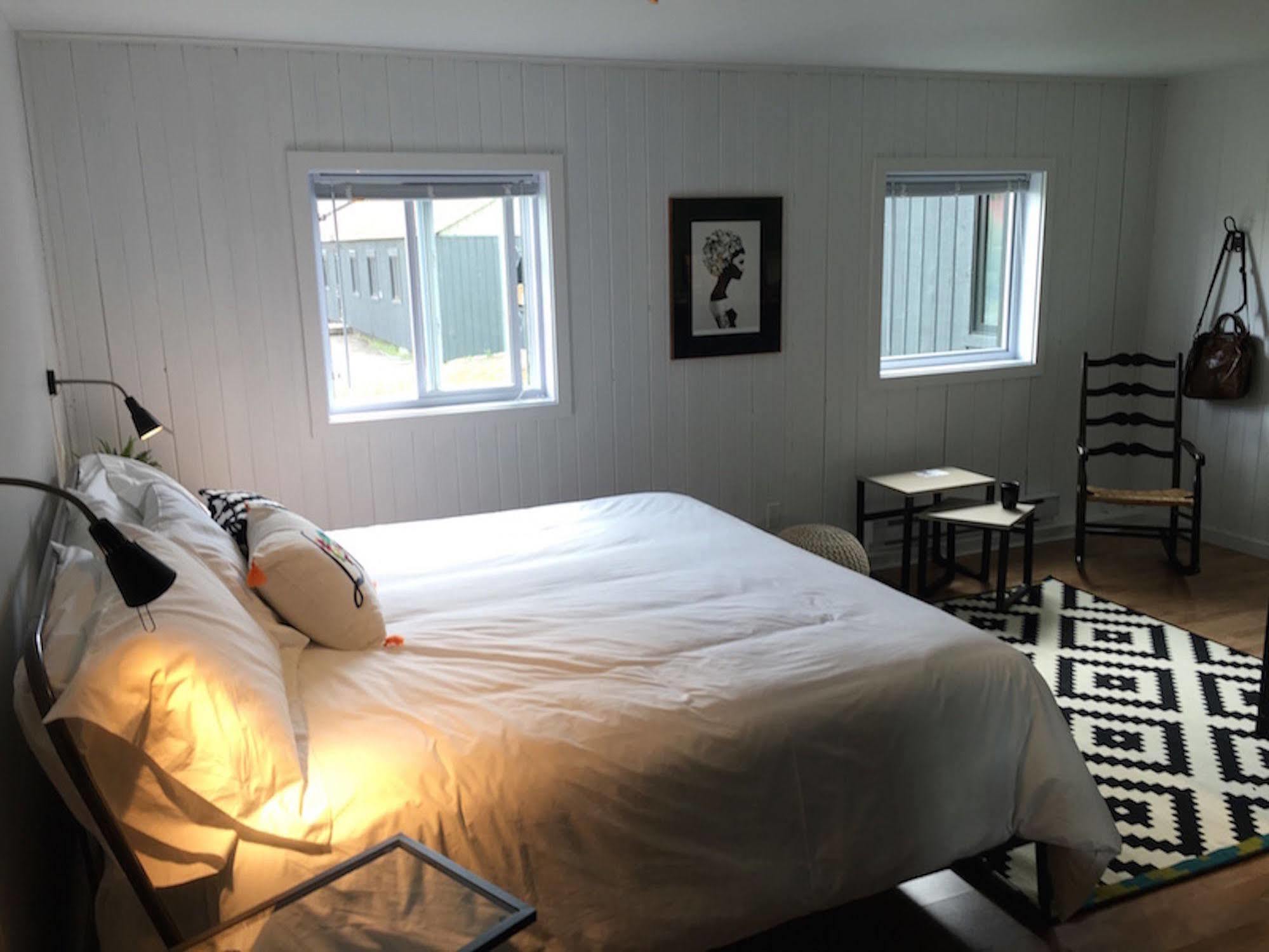 Beatnik Hotel Bromont Esterno foto