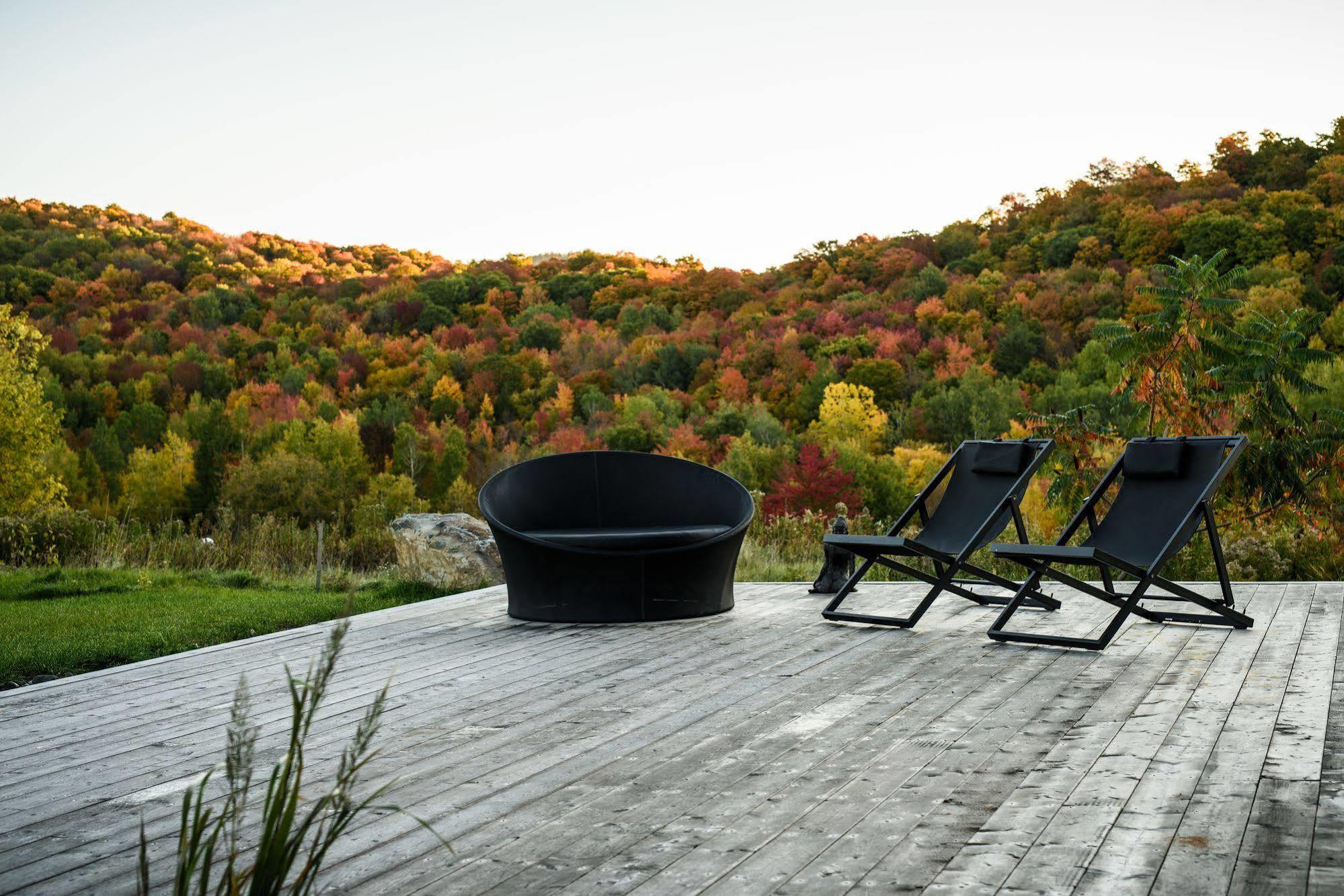 Beatnik Hotel Bromont Esterno foto